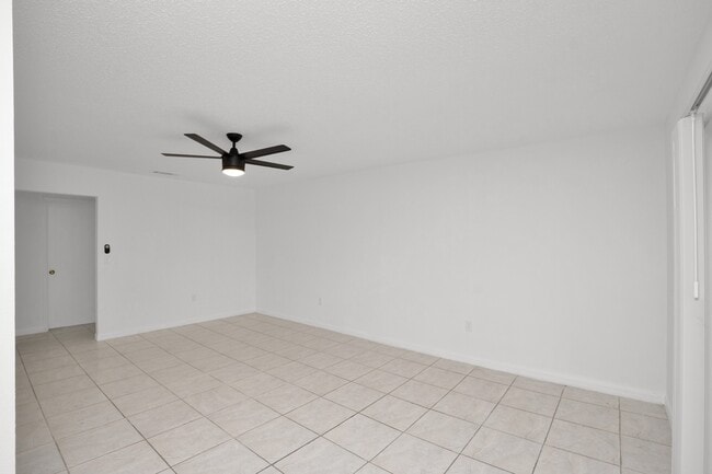 Foto del edificio - 4403 S Semoran Blvd