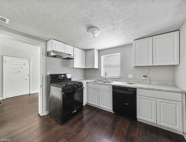 Building Photo - 3 br, 2 bath House - 1014 Dolly Wright St