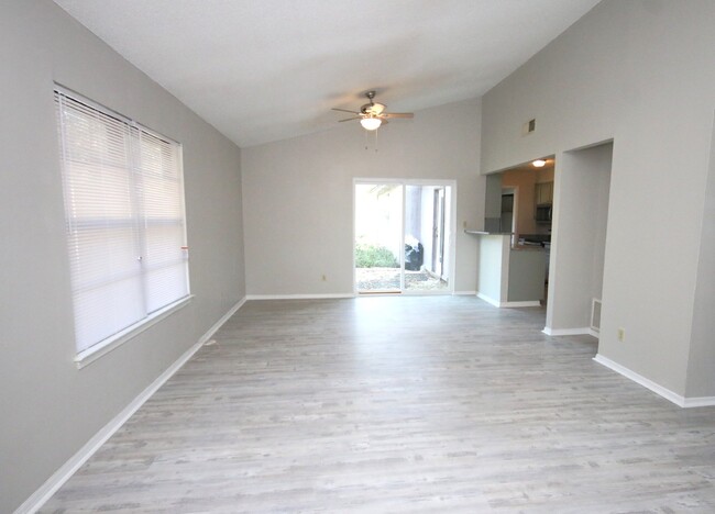 Building Photo - "Remodeled 3-Bedroom Home with Modern Upgr...