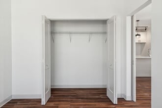 Building Photo - The Felix