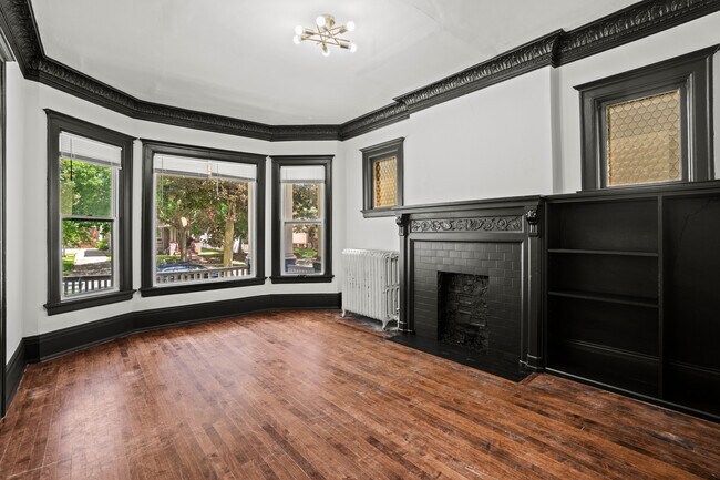 Foto del edificio - 2937 N Maryland Ave