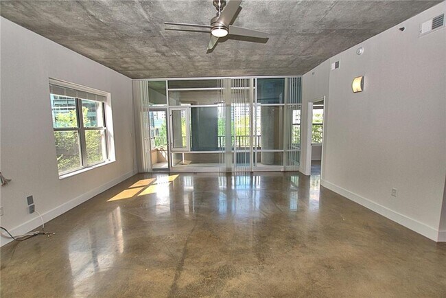 Foto del edificio - 845 Spring St NW