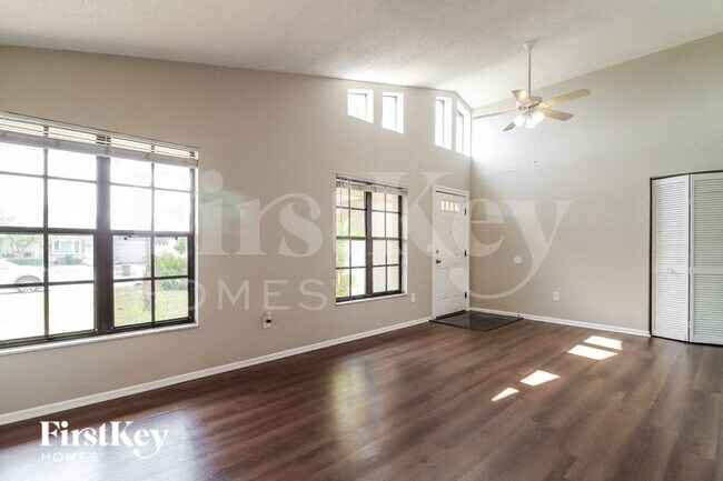 Foto del edificio - 1117 Jambalana Dr