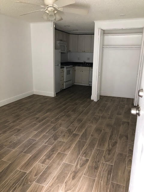 Foto del edificio - 4061 E Michigan St