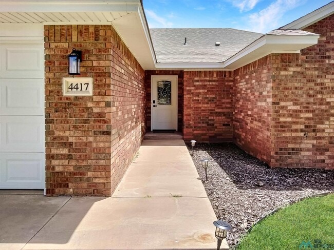 Building Photo - 4417 Sandstone Dr