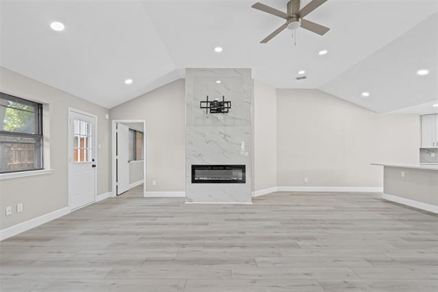 Foto del edificio - 2415 Amber Hill Ln