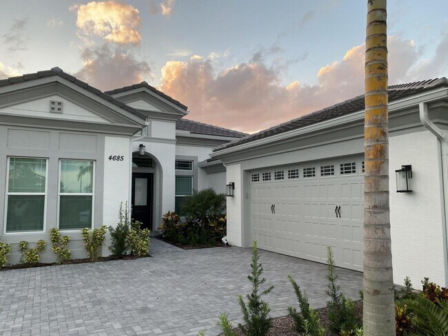 Foto del edificio - 4685 Estates Cir