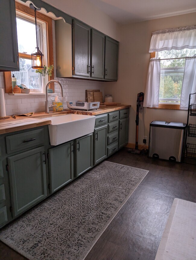 Foto del edificio - 601 N Front St