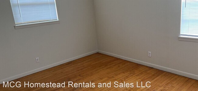Foto del edificio - 4 br, 1 bath House - 1507 Zephyr Rd