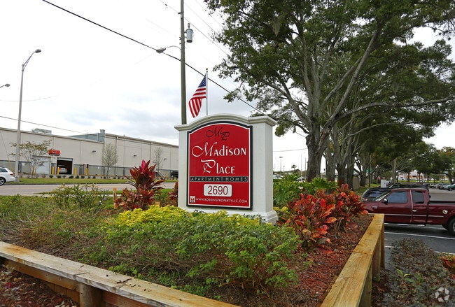 Madison Place - The Standard Apartments