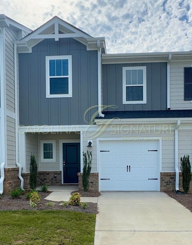 Primary Photo - Beautiful New Construction Townhome in Uni...