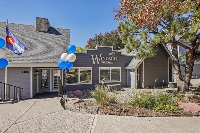 Building Photo - Windmill Apartments