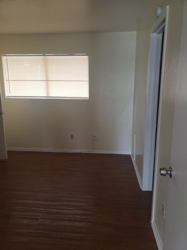 bedroom - 3702 Southmore Blvd