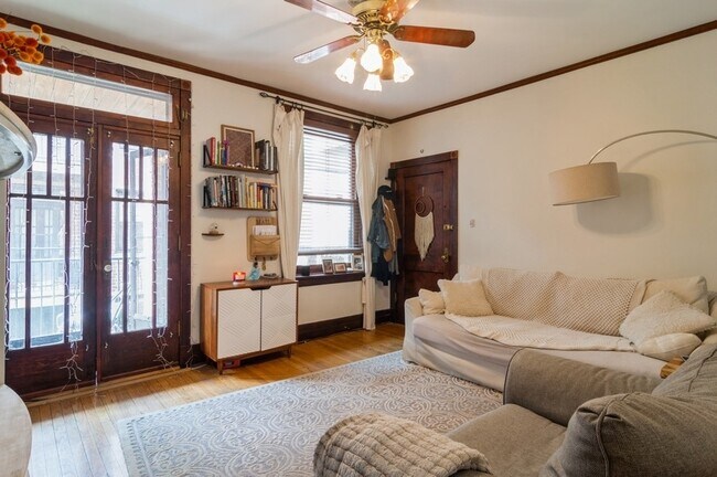 Foto del edificio - 2112 N Seminary Ave