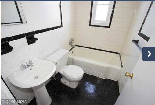 Fotografía del edificio - 2538 Loyola Northway