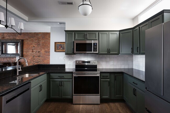 Foto del edificio - 620 E Market St