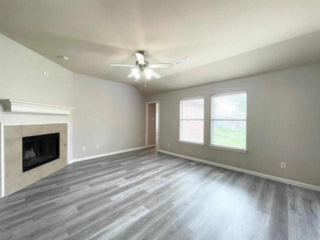 Foto del edificio - 5101 Blackwood Dr