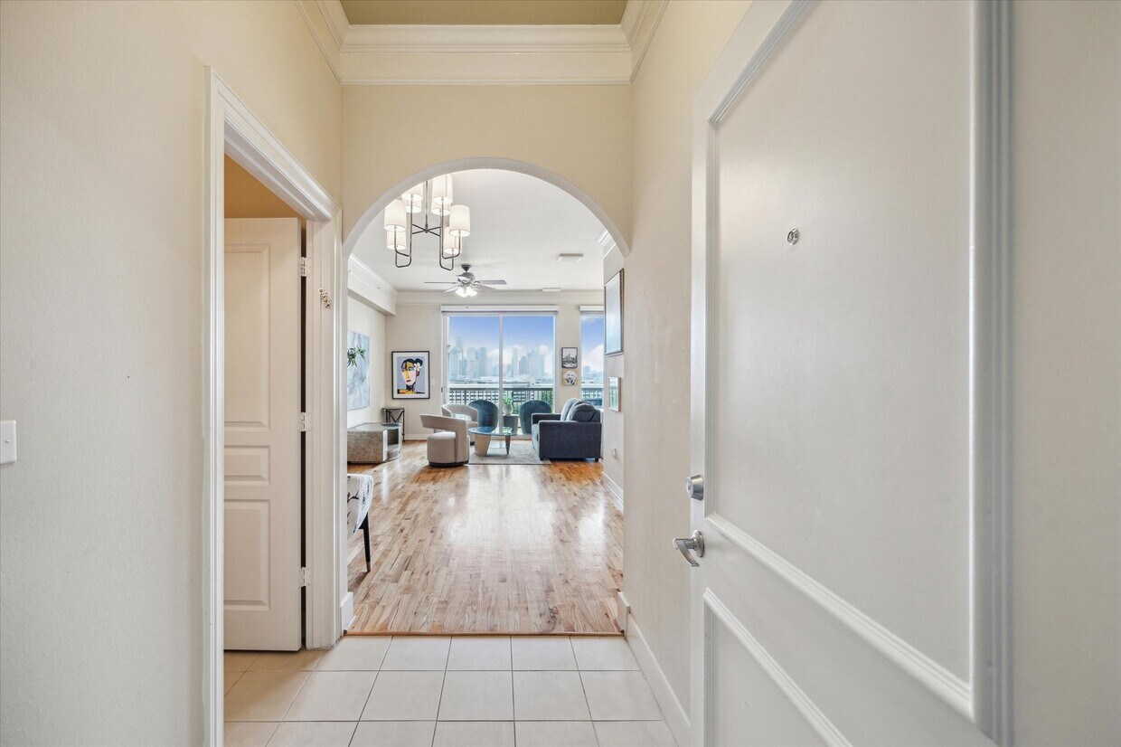 Foto principal - 3333 Allen Pkwy