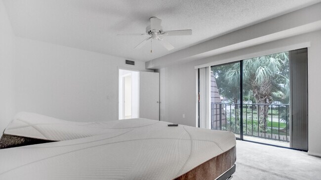 Foto del edificio - 121 1st Ln