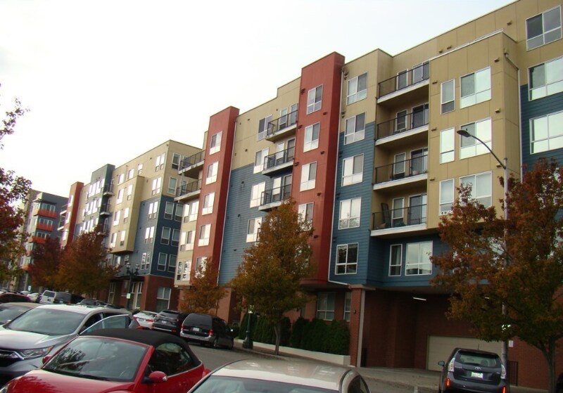 Primary Photo - 2818 Grand Ave