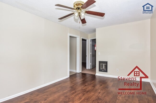 Building Photo - 109 Cassetty Ln
