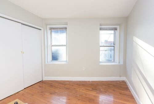 Primary Photo - 593 Bushwick Ave