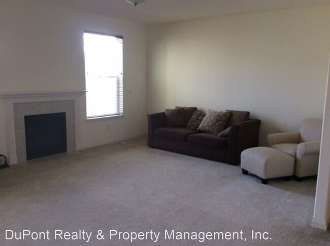 Building Photo - 9168 Periwinkle Loop NE