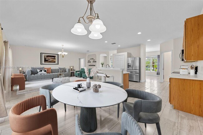 Foto del edificio - 1273 Scarlet Oak Cir