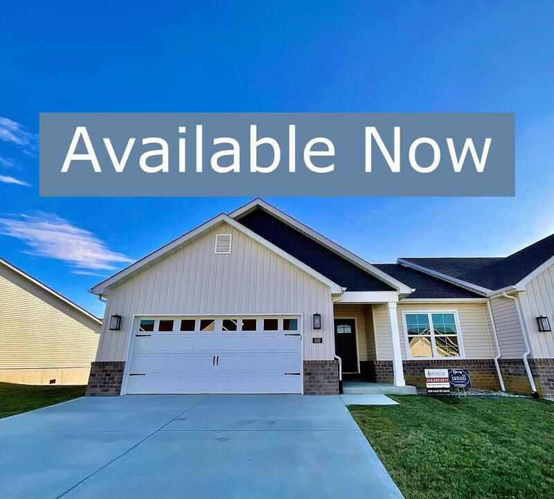 Foto principal - 810 Applewood Creek Dr