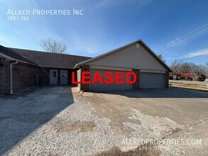 Building Photo - 2697 N Center St