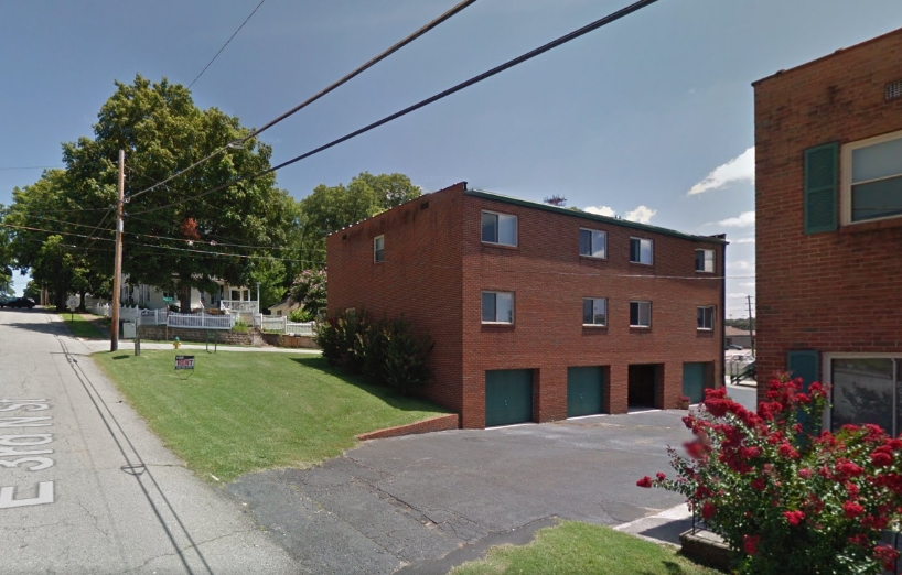 Building Photo - 118 E 3rd North St