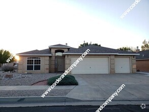 Building Photo - 9701 Tapatio Dr NW