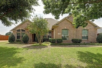Building Photo - 7216 Pheasant Ct