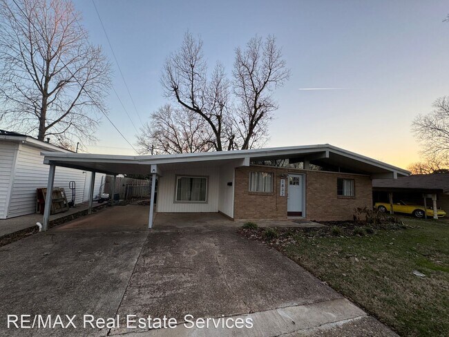 Foto del edificio - 3 br, 2 bath House - 1832 Alison