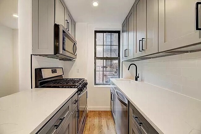 Building Photo - 211 West 149th Street