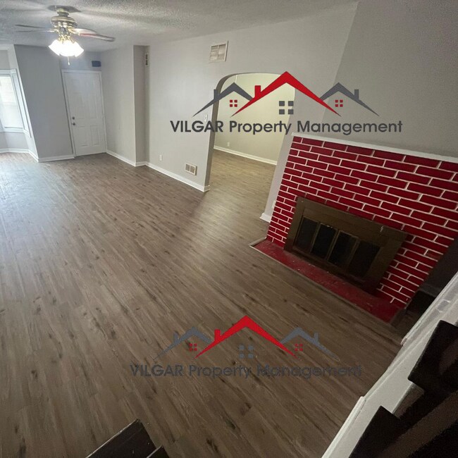 4510 Magoun Ave Unit Back (Rear), East Chicago, IN 46312 Room for