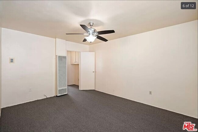 Foto del edificio - 8756 Wadsworth Ave