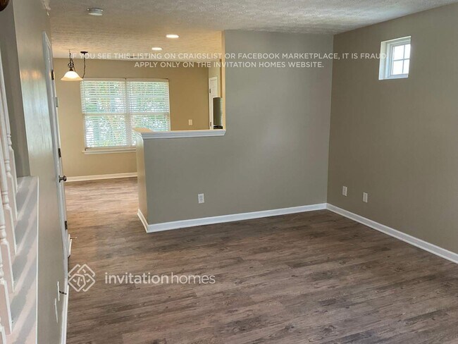 Foto del edificio - 131 Oak Grove Pl