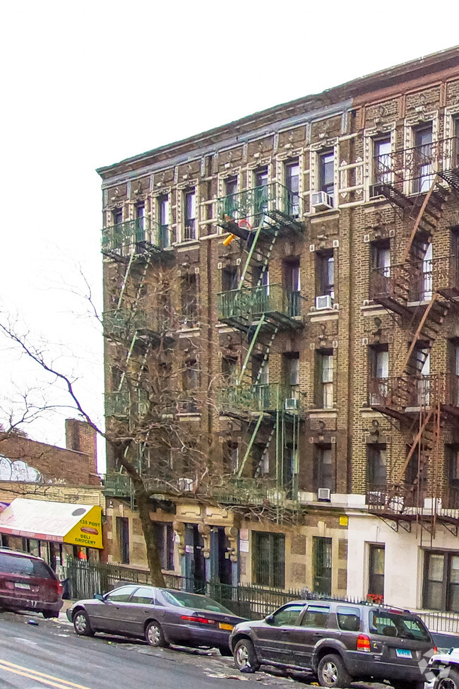 Building Photo - 127 Post Ave