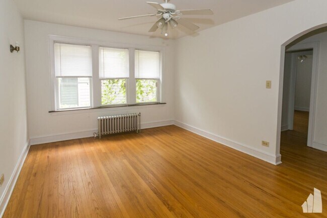 Foto del edificio - 4028 N Paulina St