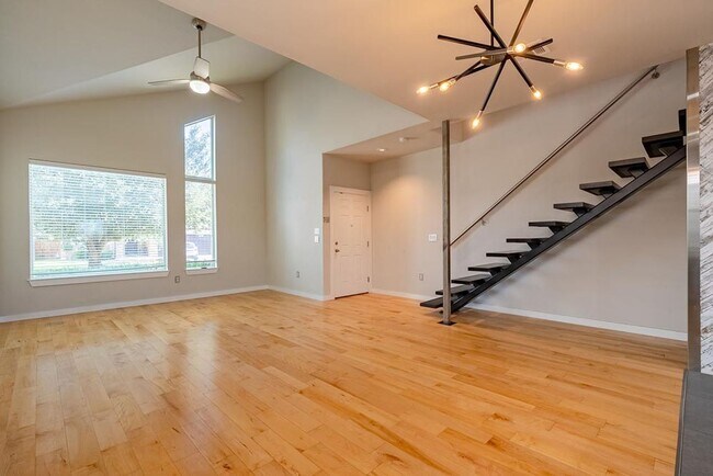 Building Photo - Stylish Addison Gem with Modern Elegance a...