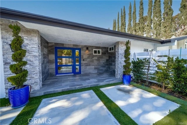 Building Photo - 5105 Lubao Ave