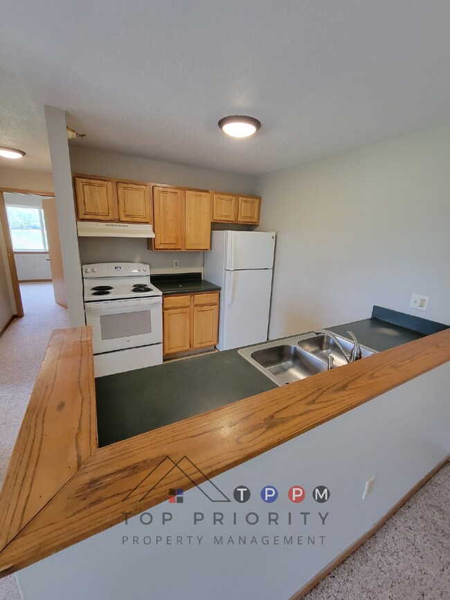 Foto del edificio - ** SPRING MOVE-IN SPECIAL ** 2 Bedroom | 1...