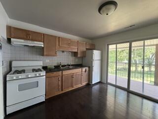 Foto del edificio - 251 Elmwood Ave