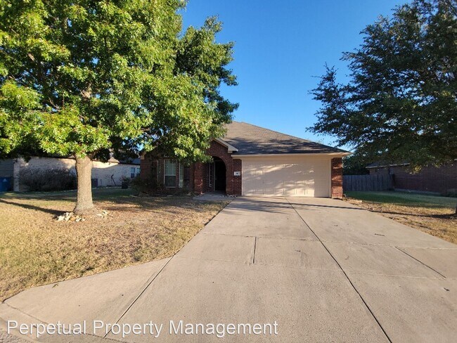 Building Photo - 5 br, 3 bath House - 600 Westgate Dr