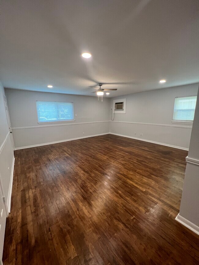 Sala de estar - 4315 W Alabama St