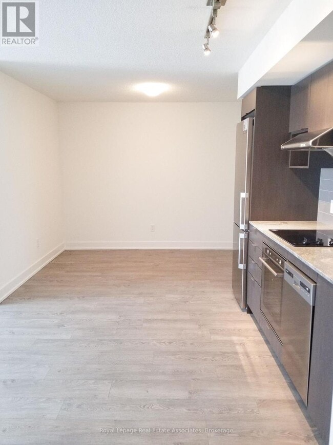 Building Photo - 7 Mabelle Ave