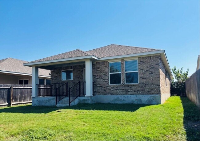 Building Photo - 1310 Walden Pond Dr