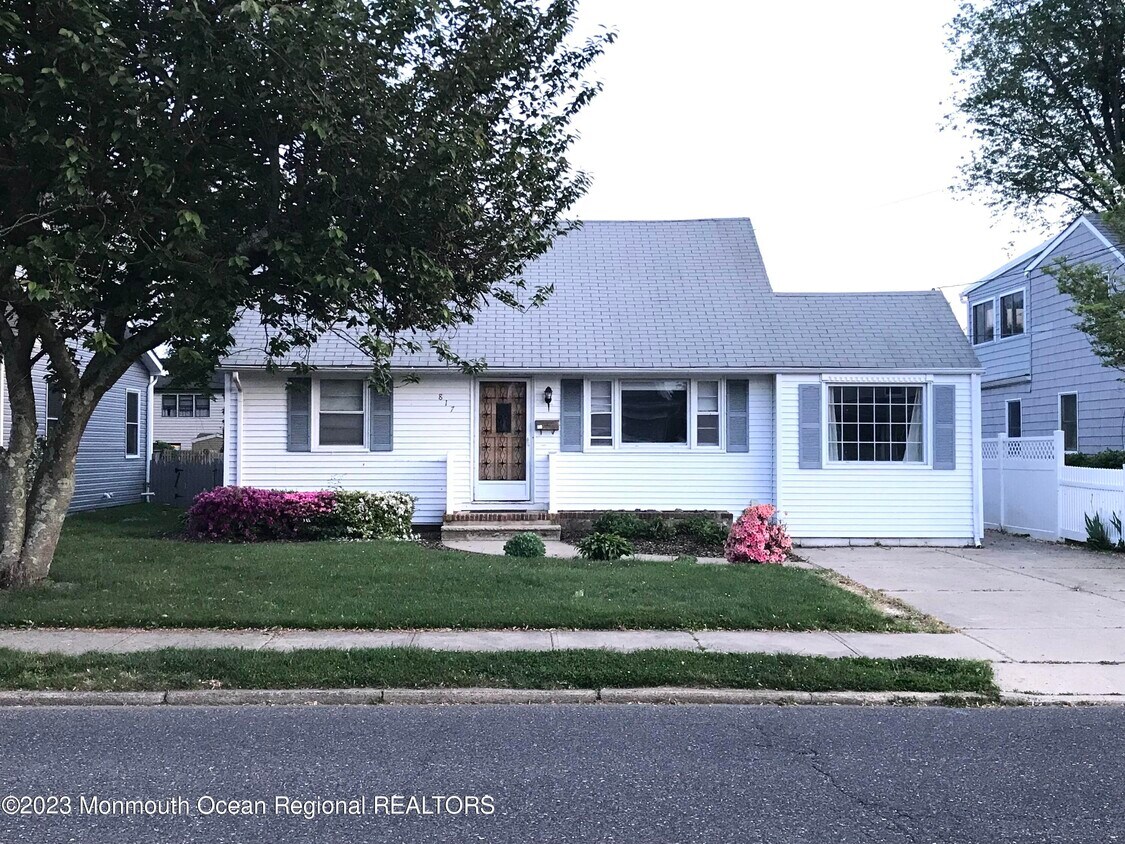 817 Ocean Rd, Spring Lake, NJ 07762 House Rental in Spring Lake, NJ