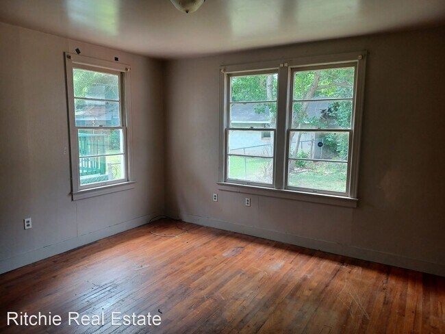 Foto del edificio - 3 br, 1 bath House - 2308 Olive St